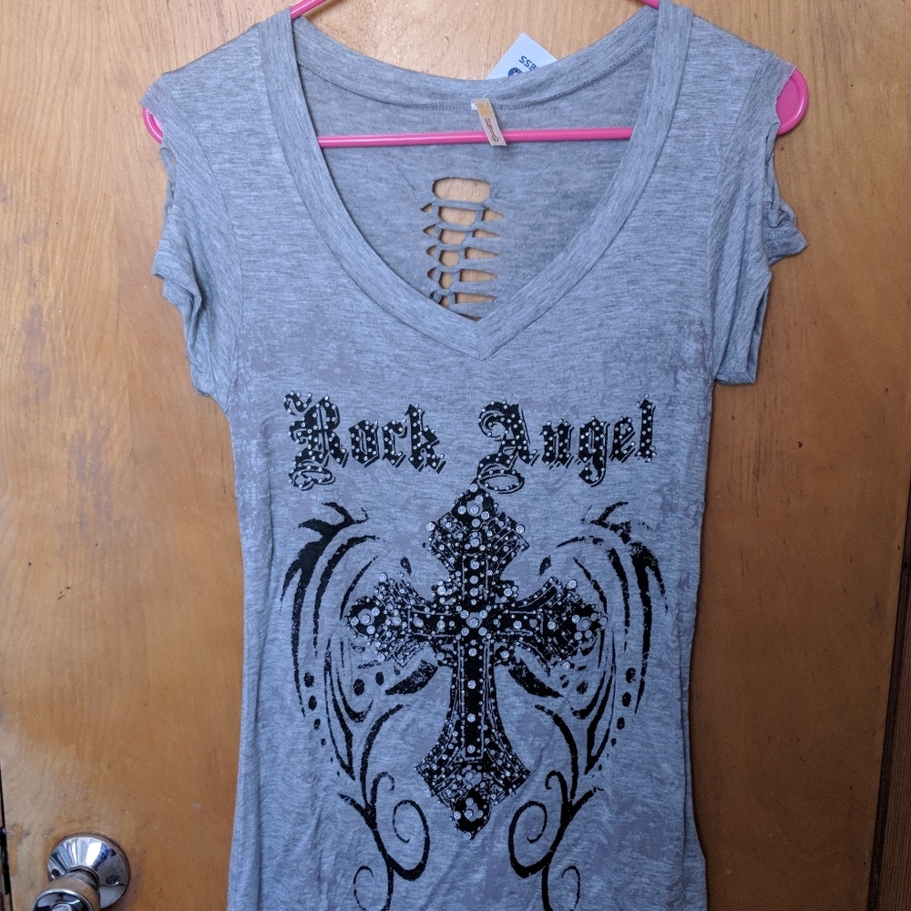 Slashed t-shirt with cross, v-neck